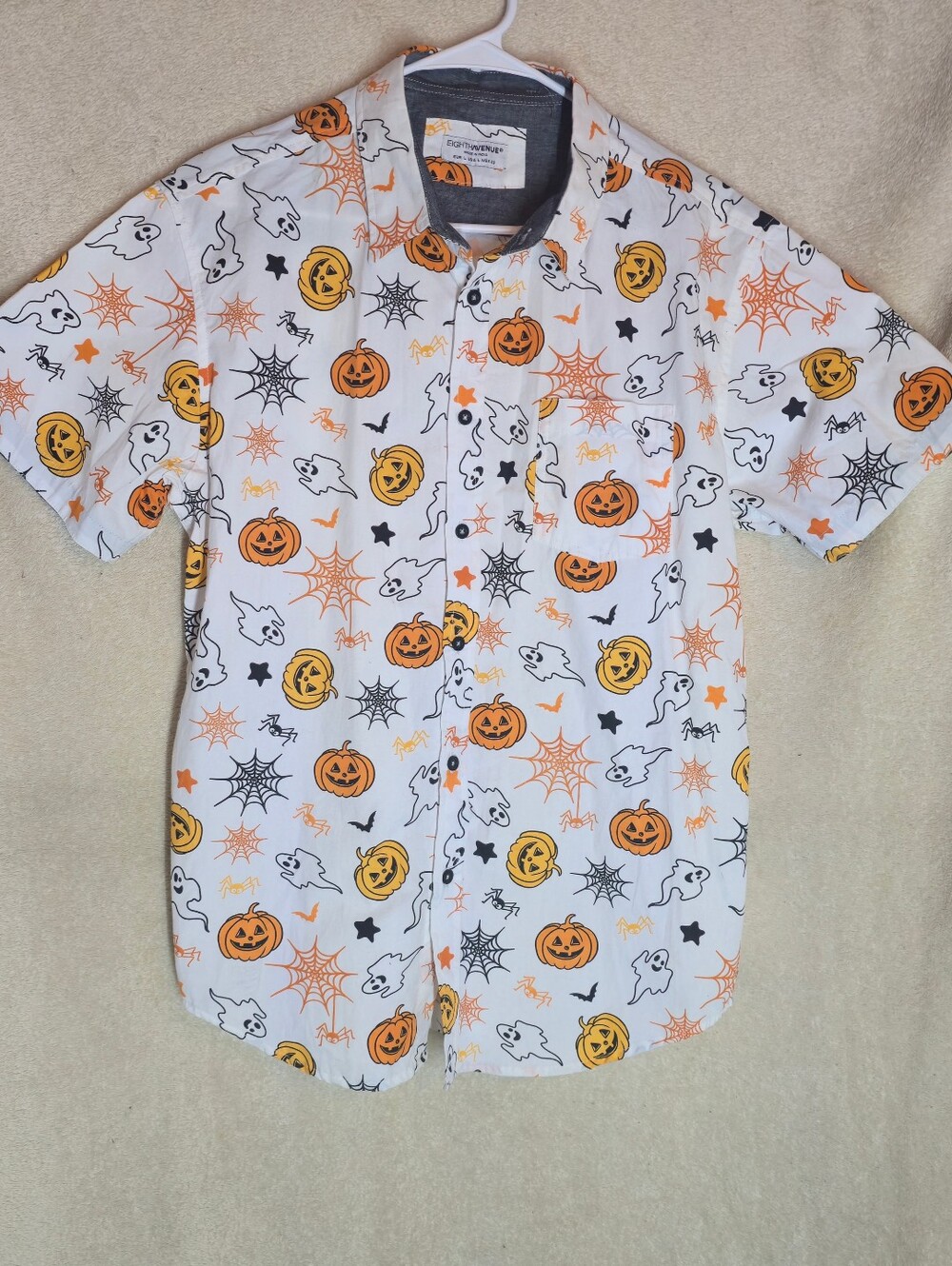 Eighty Eight Men's White Large Halloween Graphic Shirt Short-Sleeve Button-Up Or